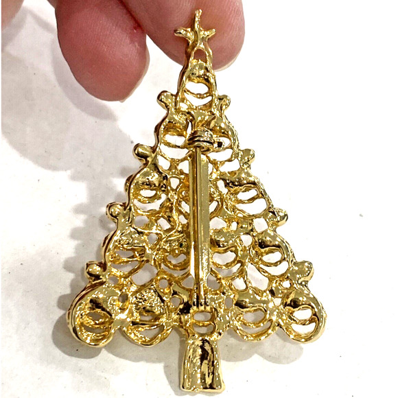 Vintage Christmas Tree brooch goldtone metal pin red green gold enamel festive - Picture 6 of 8